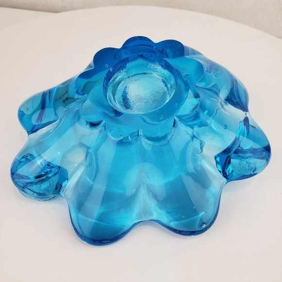 Art Glass Ashtray Blue Swirl Shell Trinket Dish Midcentury Modern Coastal - Picture 7 of 16